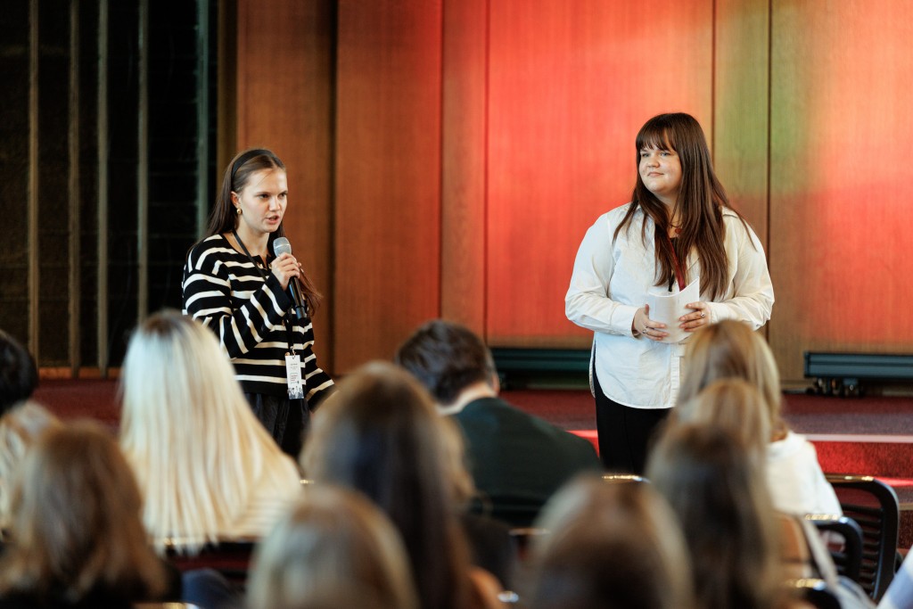 Nacionālais Jaunatnes Forums-461