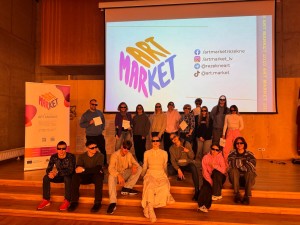 85b88fe0-3036-4f8b-9f13-e6710cbc26ac